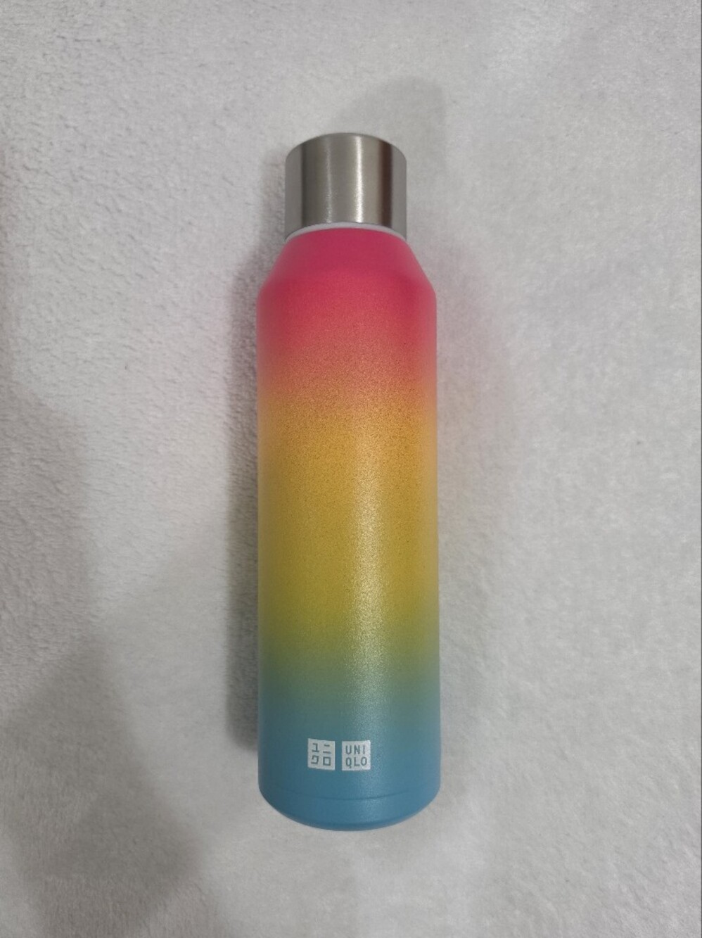 Uniqlo Colorful Gradient Waterbottle